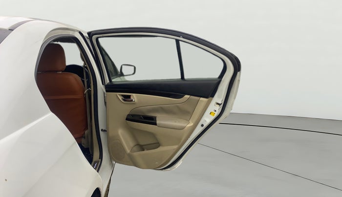 2015 Maruti Ciaz ZXI, Petrol, Manual, 74,839 km, RHS Rear Door