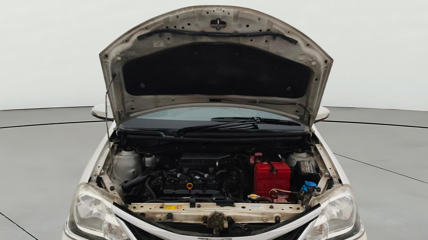 2015 Toyota Etios VX, CNG, Manual, 1,10,885 km, Open Bonet