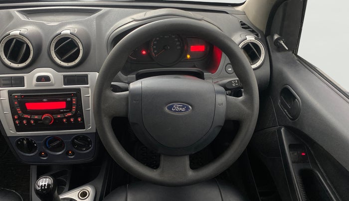 2014 Ford Figo EXI 1.4 DIESEL, Diesel, Manual, 1,11,292 km, Steering Wheel Close Up