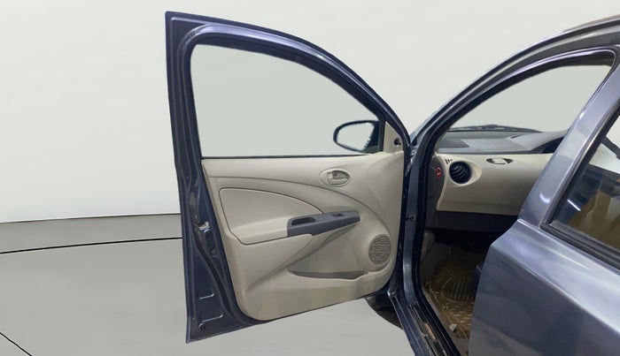 2015 Toyota Etios GD, Diesel, Manual, 1,09,045 km, LHS Front Door