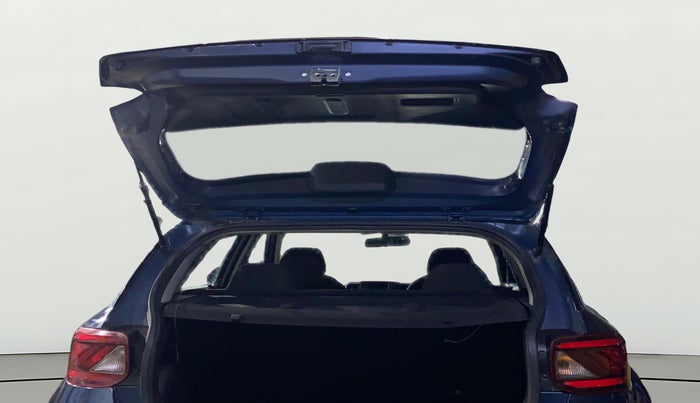 2022 Hyundai VENUE S (O) MT 1.5 CRDI, Diesel, Manual, 52,748 km, Boot Door Open