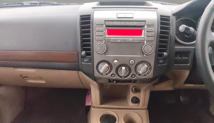 2013 Ford Endeavour 2.5L 4X2 MT, Diesel, Manual, 74,042 km, Air Conditioner