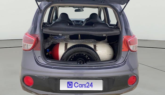 2017 Hyundai Grand i10 SPORTZ 1.2 KAPPA VTVT, CNG, Manual, 51,601 km, Boot Open Zoomed View