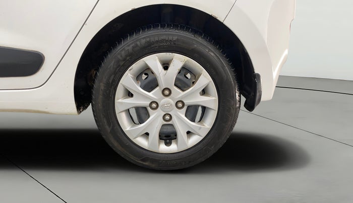 2016 Hyundai Grand i10 SPORTZ 1.2 KAPPA VTVT, Petrol, Manual, 43,582 km, Left Rear Wheel