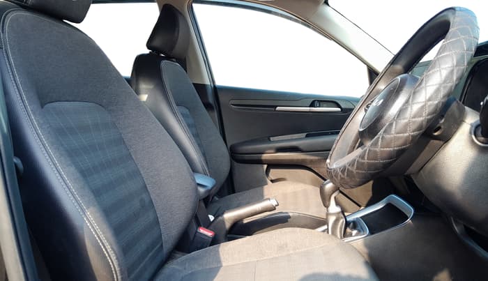 2023 KIA SONET HTK PLUS 1.0 IMT, Petrol, Manual, 64,195 km, Right Side Front Door Cabin