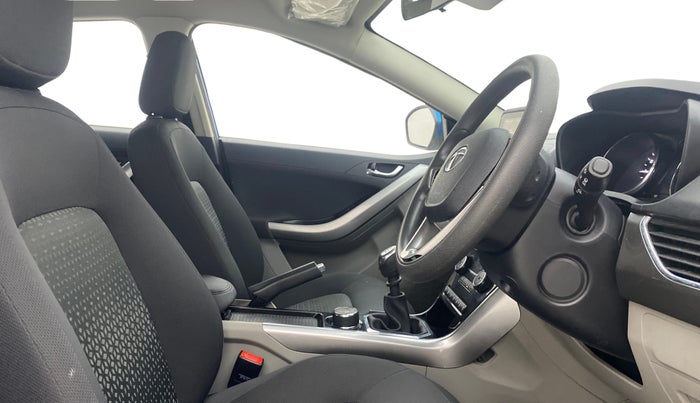 2017 Tata NEXON XZ PLUS PETROL, Petrol, Manual, 47,307 km, Right Side Front Door Cabin