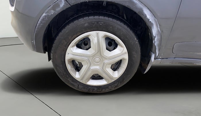 2018 Tata NEXON XT DIESEL, Diesel, Manual, 82,828 km, Left Front Wheel