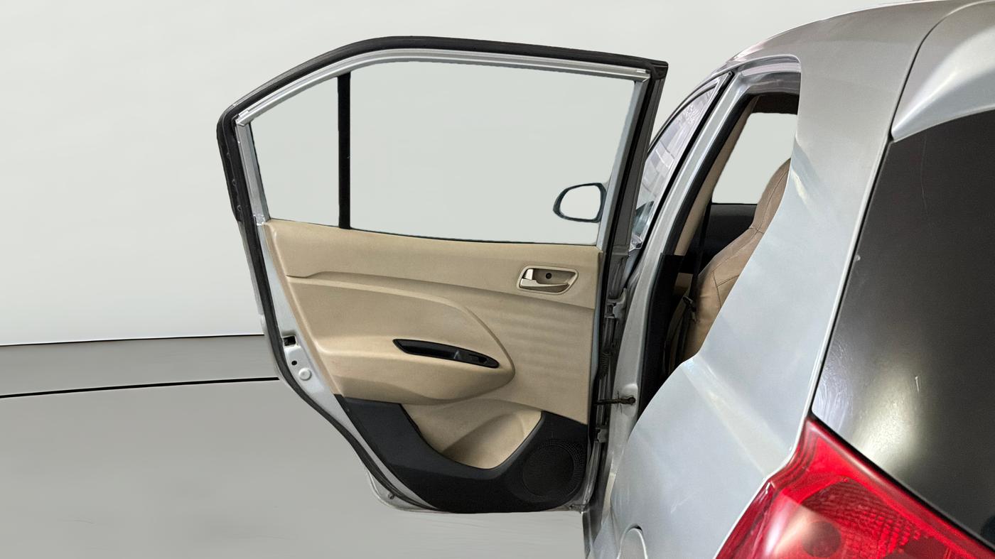 2018 Hyundai NEW SANTRO SPORTZ MT, Petrol, Manual, 1,09,494 km, LHS Rear Door