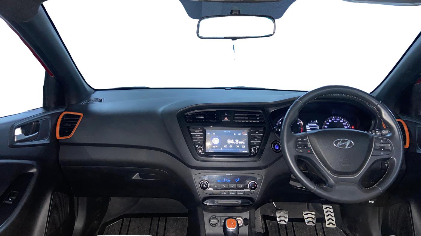 2017 Hyundai i20 Active 1.2 SX, Petrol, Manual, 21,209 km, Dashboard