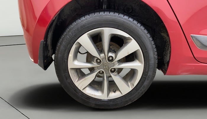 2014 Hyundai Elite i20 ASTA 1.2, Petrol, Manual, 1,09,430 km, Right Rear Wheel