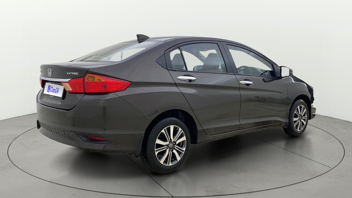 2022 Honda City 1.5L I-VTEC V MT 5TH GEN, Petrol, Manual, 1,01,250 km, Right Back Diagonal
