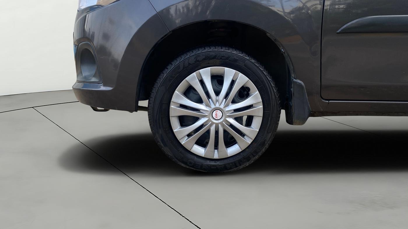 2017 Maruti Alto K10 VXI (O) AMT, Petrol, Automatic, 38,016 km, Left Front Wheel