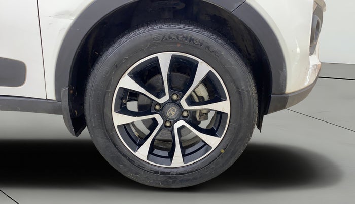 2021 Tata NEXON XZA PLUS SUNROOF PETROL, Petrol, Automatic, 40,365 km, Right Front Wheel