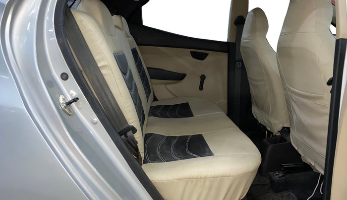 2015 Hyundai Eon ERA +, Petrol, Manual, 67,607 km, Right Side Rear Door Cabin