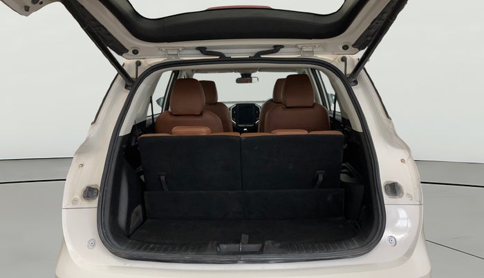 2021 MG HECTOR PLUS SHARP 1.5 PETROL TURBO HYBRID MT 6-STR, Petrol, Manual, 27,438 km, Boot Open Zoomed View