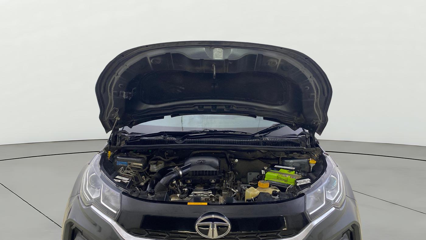 2023 Tata NEXON XMA SUNROOF PETROL, Petrol, Automatic, 16,401 km, Open Bonet