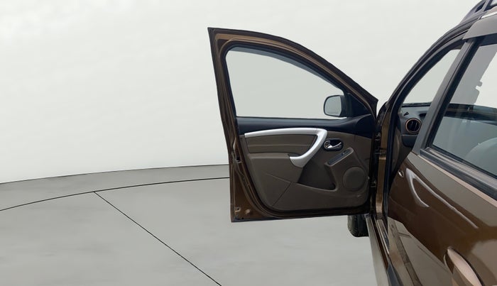 2019 Renault Duster 85 PS RXZ DIESEL, Diesel, Manual, 91,883 km, LHS Front Door