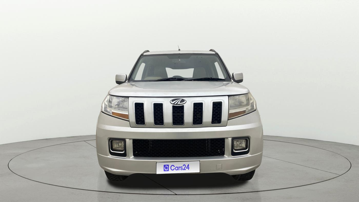 2018 Mahindra TUV300 T8, Diesel, Manual, 1,16,362 km, Front
