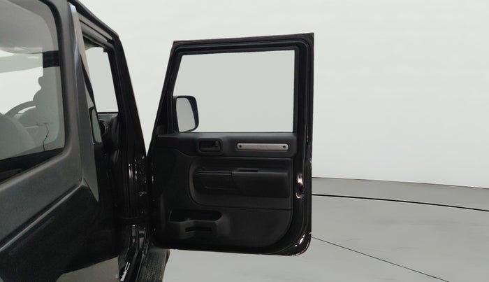 2022 Mahindra Thar LX HT PETROL 4WD MT, Petrol, Manual, 12,091 km, RHS Front Door