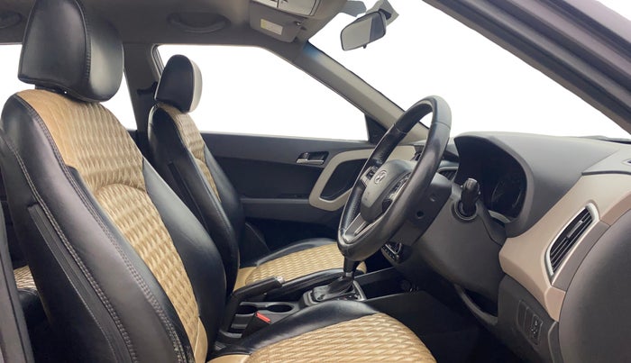 2017 Hyundai Creta SX PLUS AT 1.6 PETROL, Petrol, Automatic, 1,13,645 km, Right Side Front Door Cabin