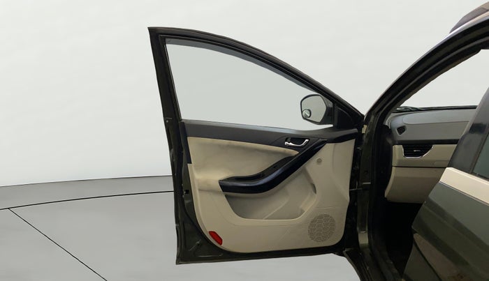 2021 Tata NEXON XZA PLUS (O) PETROL, Petrol, Automatic, 79,276 km, LHS Front Door