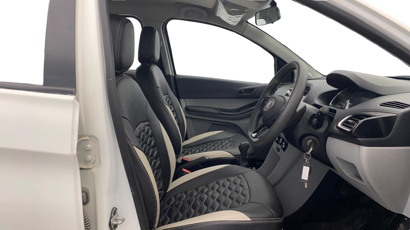 2023 Tata Tiago XT PETROL, Petrol, Manual, 26,861 km, Right Side Front Door Cabin