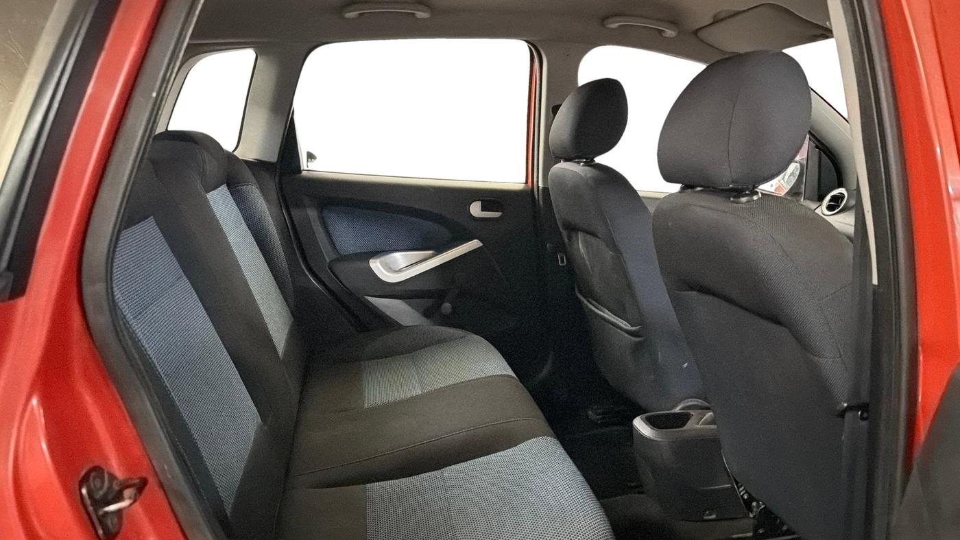 2014 Ford Figo TITANIUM 1.2 PETROL, Petrol, Manual, 50,786 km, Right Side Rear Door Cabin