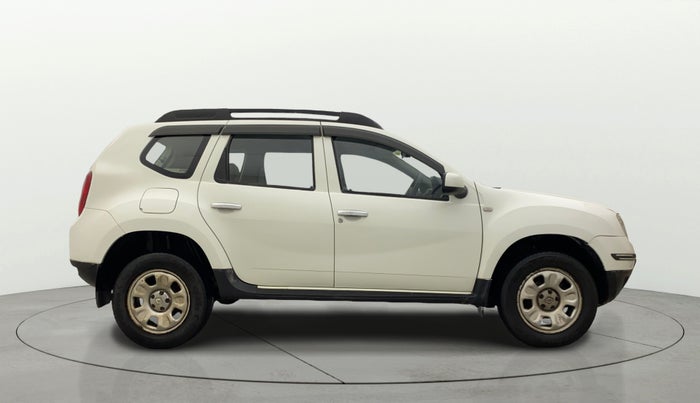 2014 Renault Duster 85 PS RXL DIESEL (OPT), Diesel, Manual, 80,636 km, Right Side View