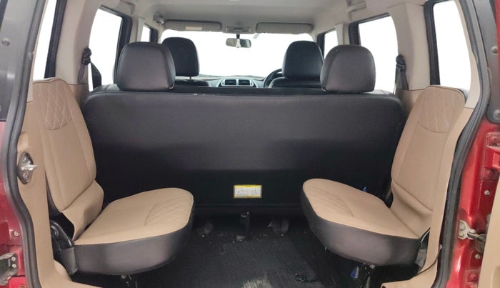 2018 Mahindra TUV300 T10, Diesel, Manual, 93,366 km, Third Seat Row ( optional )