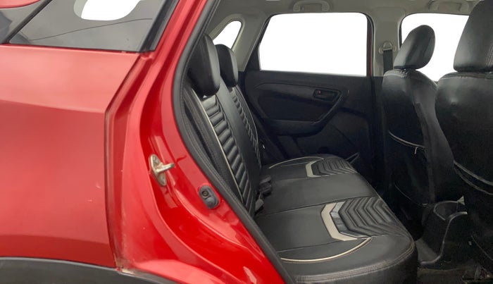 2020 Maruti Vitara Brezza VXI, Petrol, Manual, 33,233 km, Right Side Rear Door Cabin