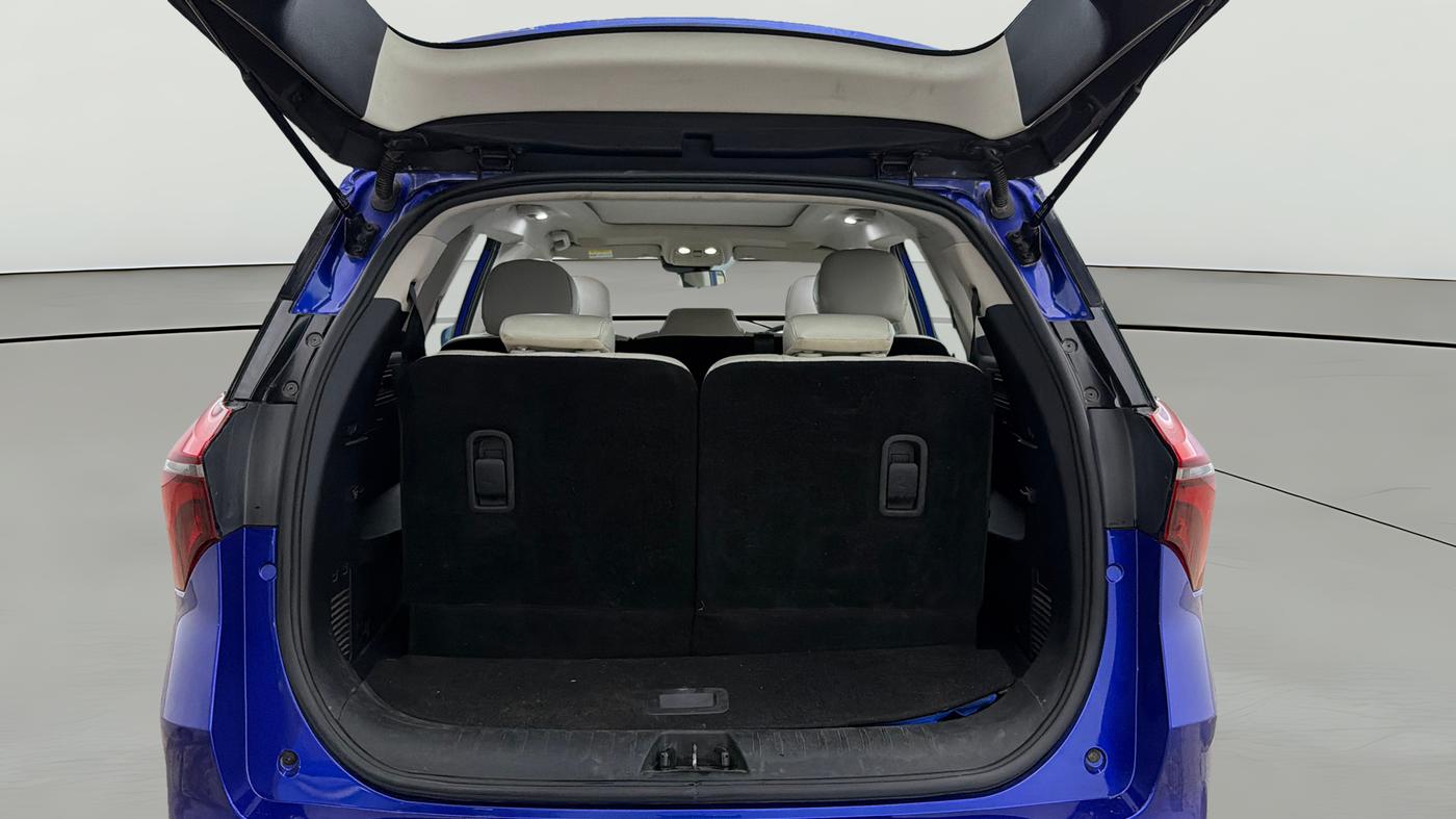 2022 Mahindra XUV700 AX 7 LUXURY D AT 7 STR, Diesel, Automatic, 55,727 km, Boot Open Zoomed View
