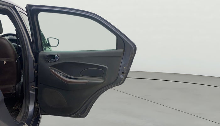 2020 Ford FREESTYLE TITANIUM 1.2 PETROL, Petrol, Manual, 58,367 km, RHS Rear Door