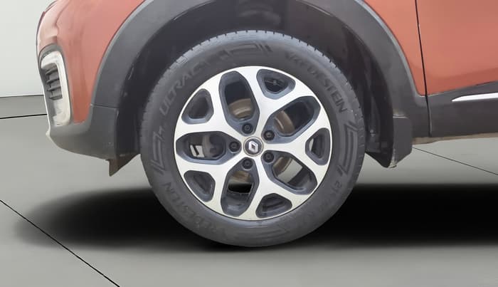 2018 Renault Captur RXT DIESEL DUAL TONE, Diesel, Manual, 1,01,085 km, Left Front Wheel