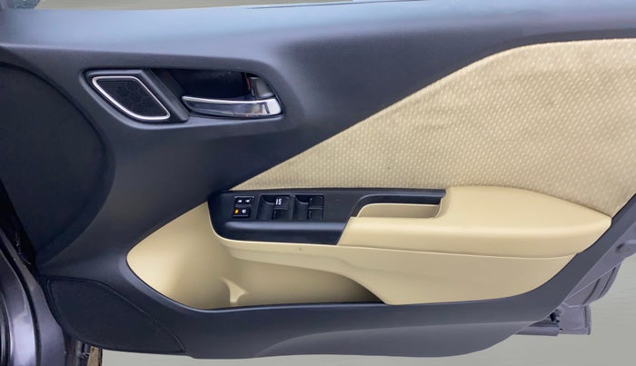 2018 Honda City 1.5L I-VTEC V MT, Petrol, Manual, 41,343 km, Driver Side Door Panels Control