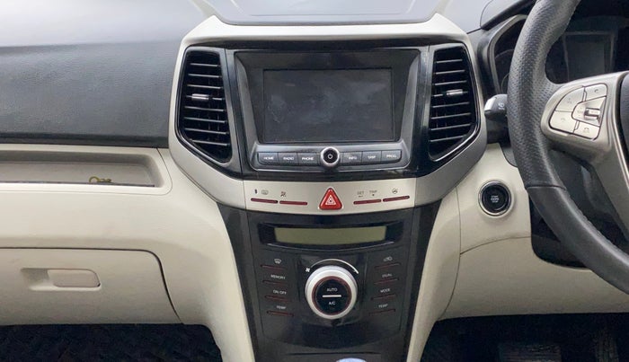 2024 Mahindra XUV300 W8 (O) 1.2 PETROL AMT, Petrol, Automatic, 16,340 km, Air Conditioner