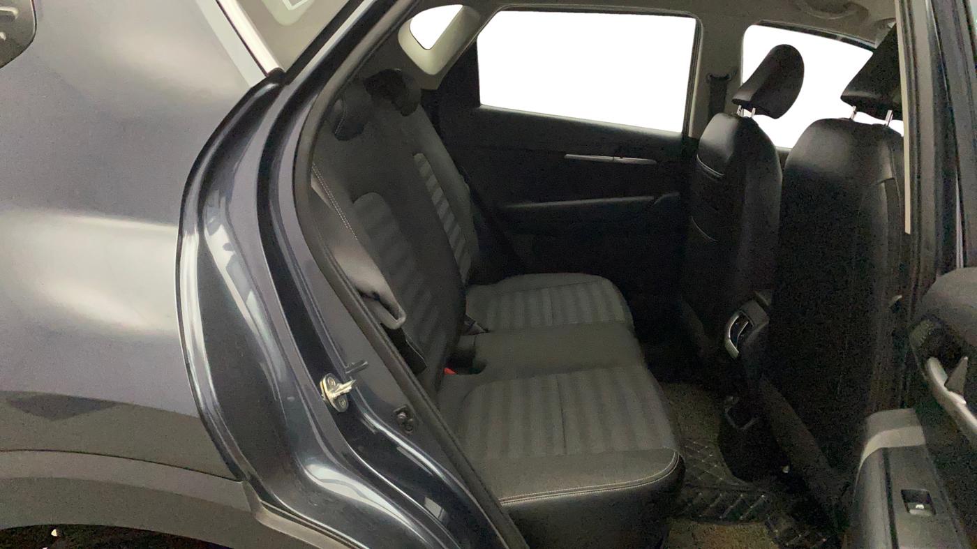 2022 KIA SONET HTK 1.2, Petrol, Manual, 20,818 km, Right Side Rear Door Cabin