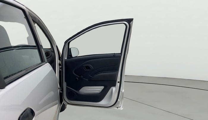 2019 Datsun Redi Go A, Petrol, Manual, 19,775 km, RHS Front Door