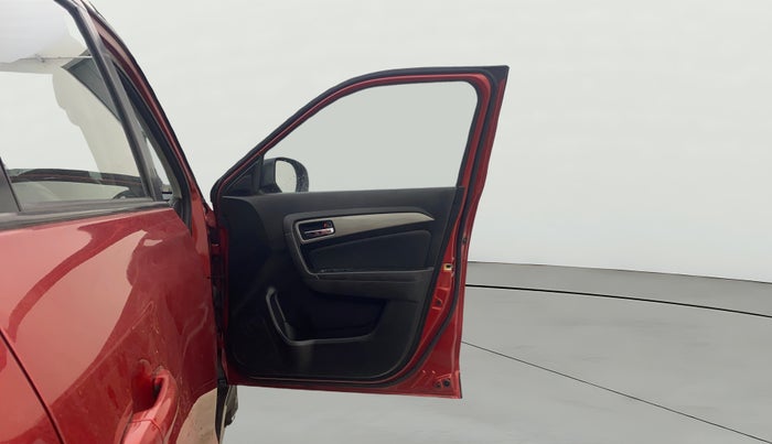 2019 Maruti Vitara Brezza ZDI PLUS AT DUAL TONE, Diesel, Automatic, 49,158 km, RHS Front Door