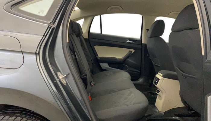 2022 Skoda SLAVIA AMBITION 1.0L TSI MT, Petrol, Manual, 39,196 km, Right Side Rear Door Cabin