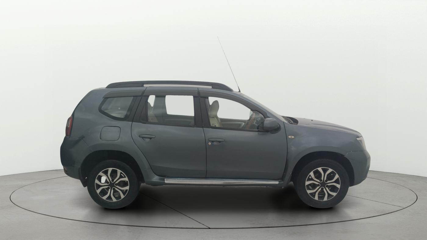 2013 Nissan Terrano XL D PLUS, Diesel, Manual, 1,37,777 km, Right Side View