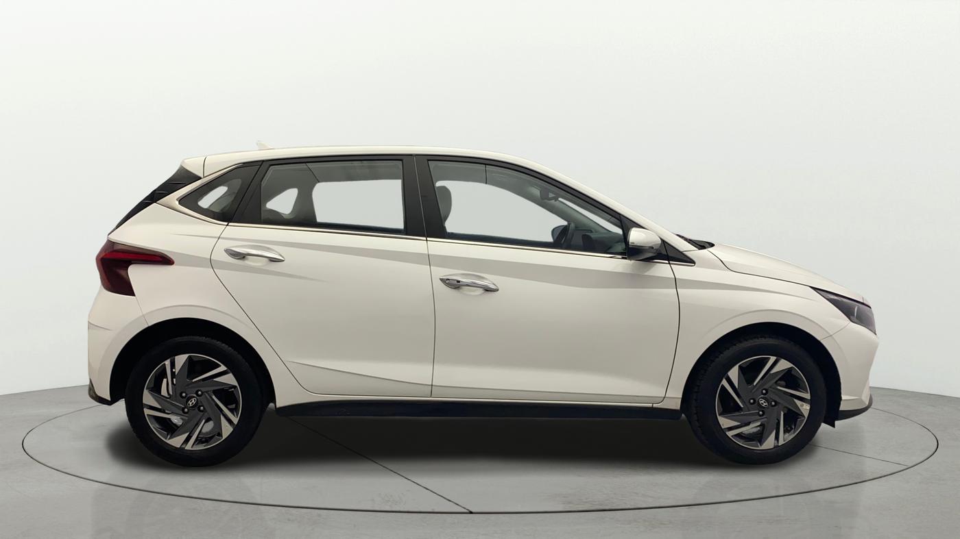 2022 Hyundai NEW I20 ASTA (O) 1.2 MT, Petrol, Manual, 23,071 km, Right Side View