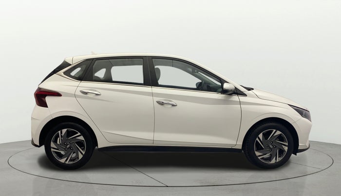 2022 Hyundai NEW I20 ASTA (O) 1.2 MT, Petrol, Manual, 23,071 km, Right Side View