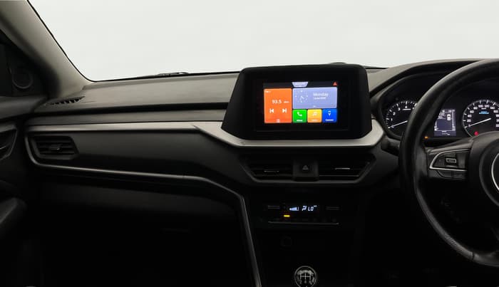 2023 Maruti BREZZA VXI SMART HYBRID, Petrol, Manual, 50,451 km, Air Conditioner