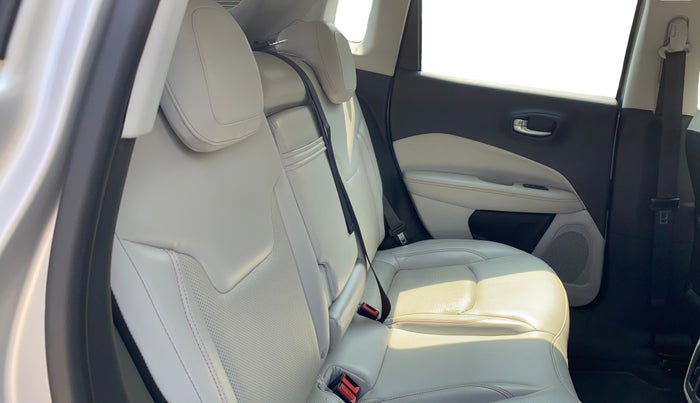 2017 Jeep Compass LIMITED 1.4 PETROL AT, Petrol, Automatic, 45,590 km, Right Side Rear Door Cabin