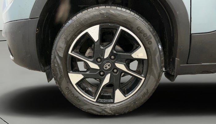2021 Tata PUNCH ACCOMPLISHED MT, Petrol, Manual, 26,747 km, Left Front Wheel