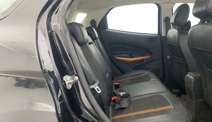 2021 Ford Ecosport TITANIUM 1.5L SPORTS(SUNROOF) DIESEL, Diesel, Manual, 36,627 km, Right Side Rear Door Cabin