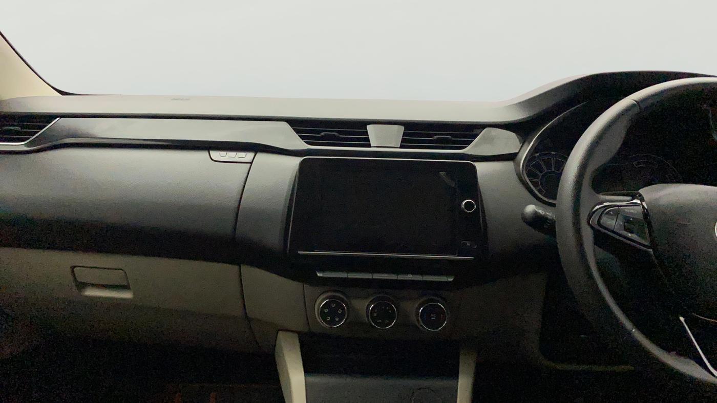 2022 Renault TRIBER RXT, Petrol, Manual, 40,826 km, Air Conditioner