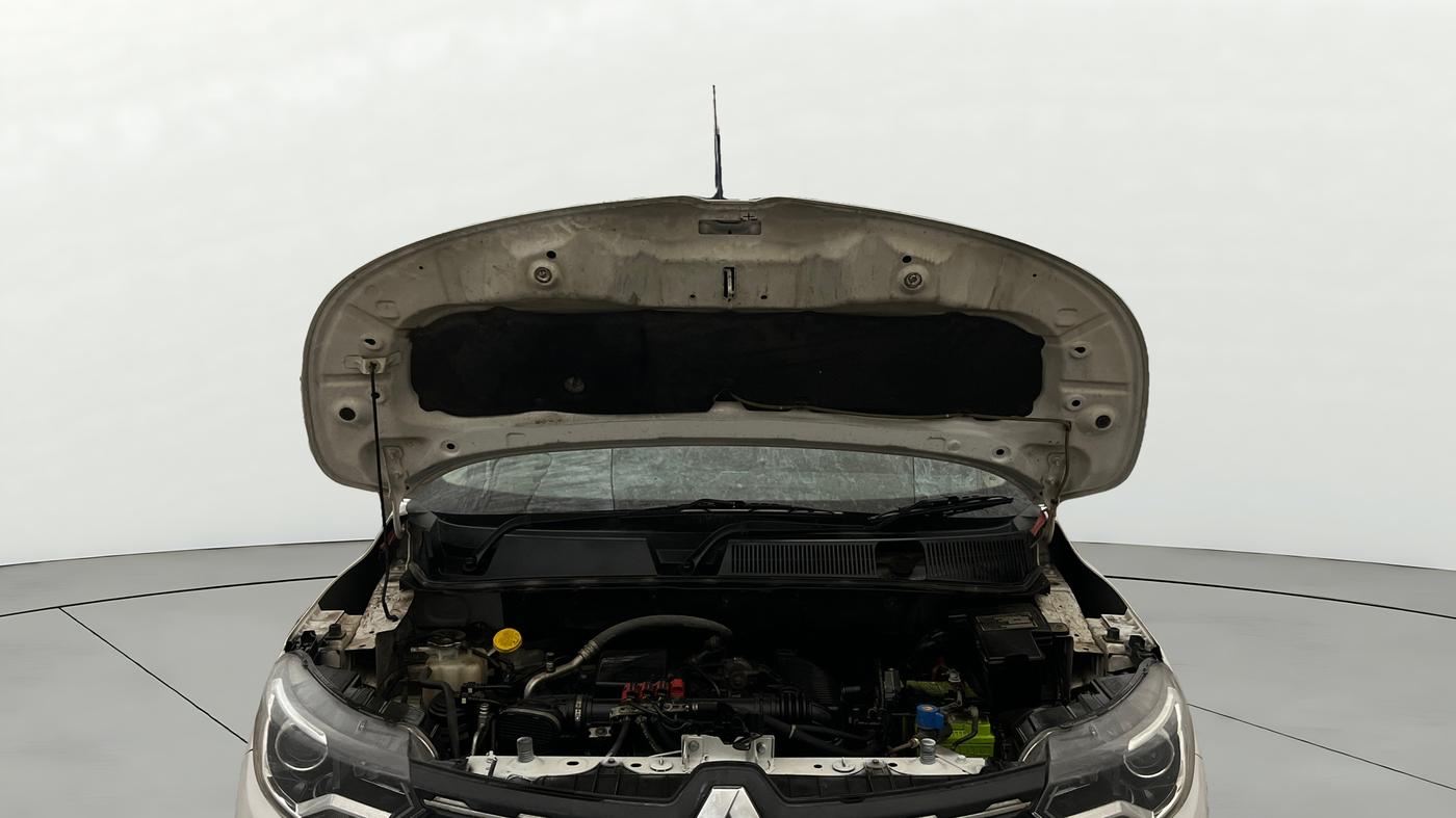 2019 Renault TRIBER RXZ, CNG, Manual, 31,175 km, Open Bonet