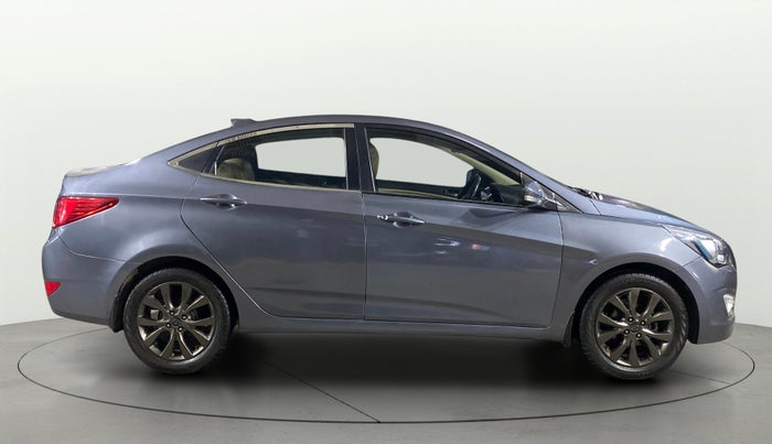 2017 Hyundai Verna 1.6 CRDI SX, Diesel, Manual, 91,585 km, Right Side View