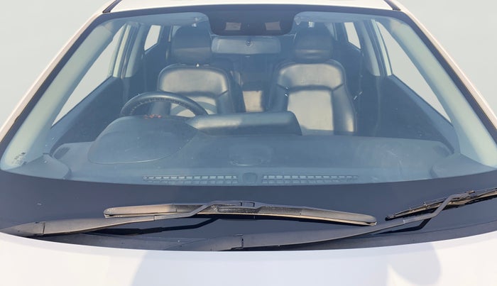 2023 Hyundai NEW I20 SPORTZ 1.2 MT, Petrol, Manual, 27,650 km, Front Windshield